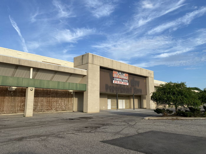 South Flint Plaza - June 21 2022 Photo